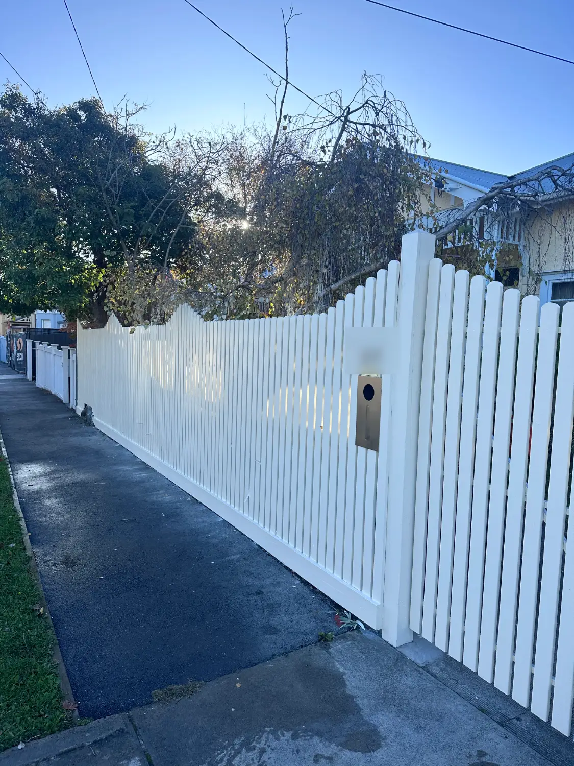 The same picket fence finished in white by Jetblack Painting